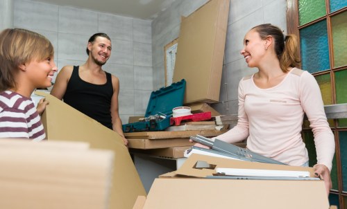 Removal truck hire vehicle suitable for house moves in Highams Park